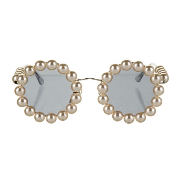 Chanel Vintage Runway Pearls Spring Summer 1994 Sunglasses Made In Italy - Picture 16 of 16